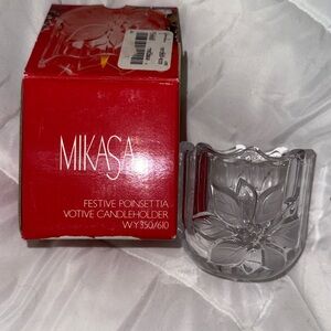 Mikasa Clear Glass Poinsettia Candleholder